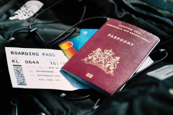 vliegticket-paspoort